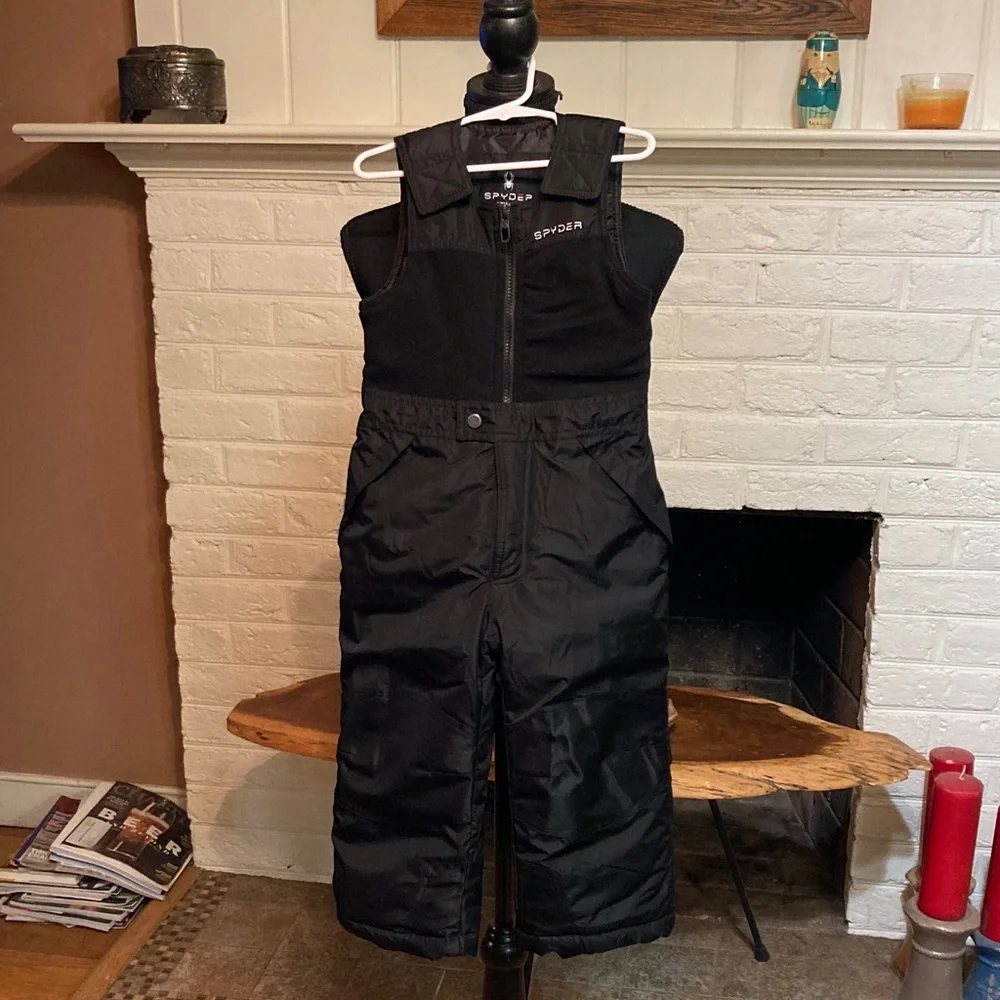 Spyder Black Kids Insulated Ski Bib 4T new condition